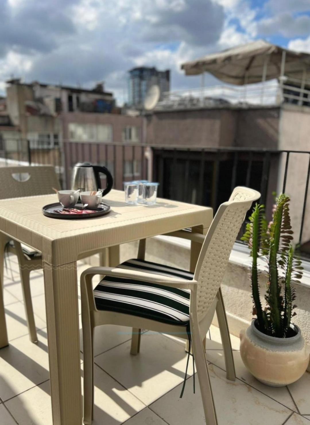 Besiktas Konuk Evi Hotel Provincia di Istanbul